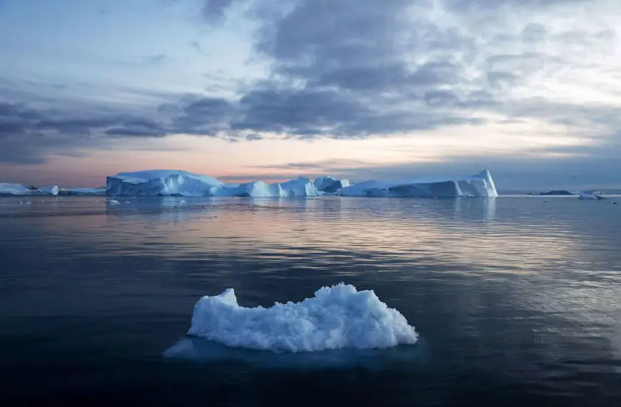 Earth's Days are Getting Longer Due to Melting Polar Ice - New Study